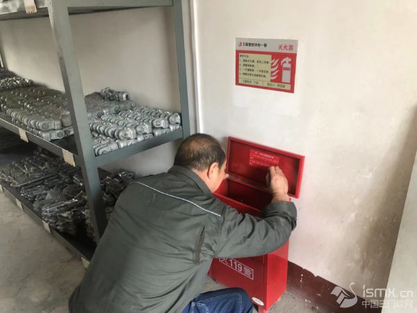 ���ϸ��_(d��)ݔ늹�˾����(du��)���Y�}(c��ng)��(k��)�M(j��n)��������ȫ�[���Ų�